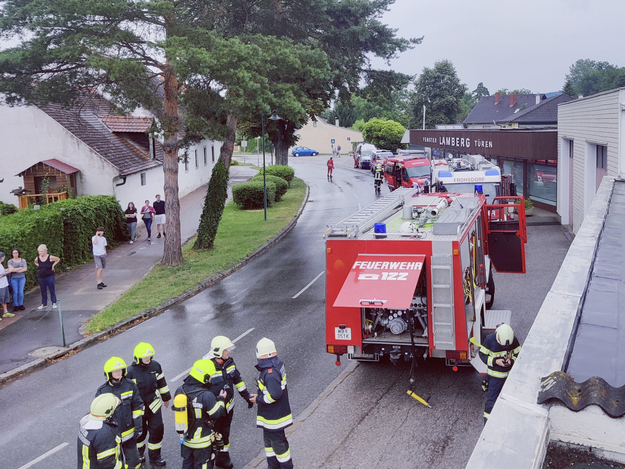 Brandverdacht in Gewerbebetrieb