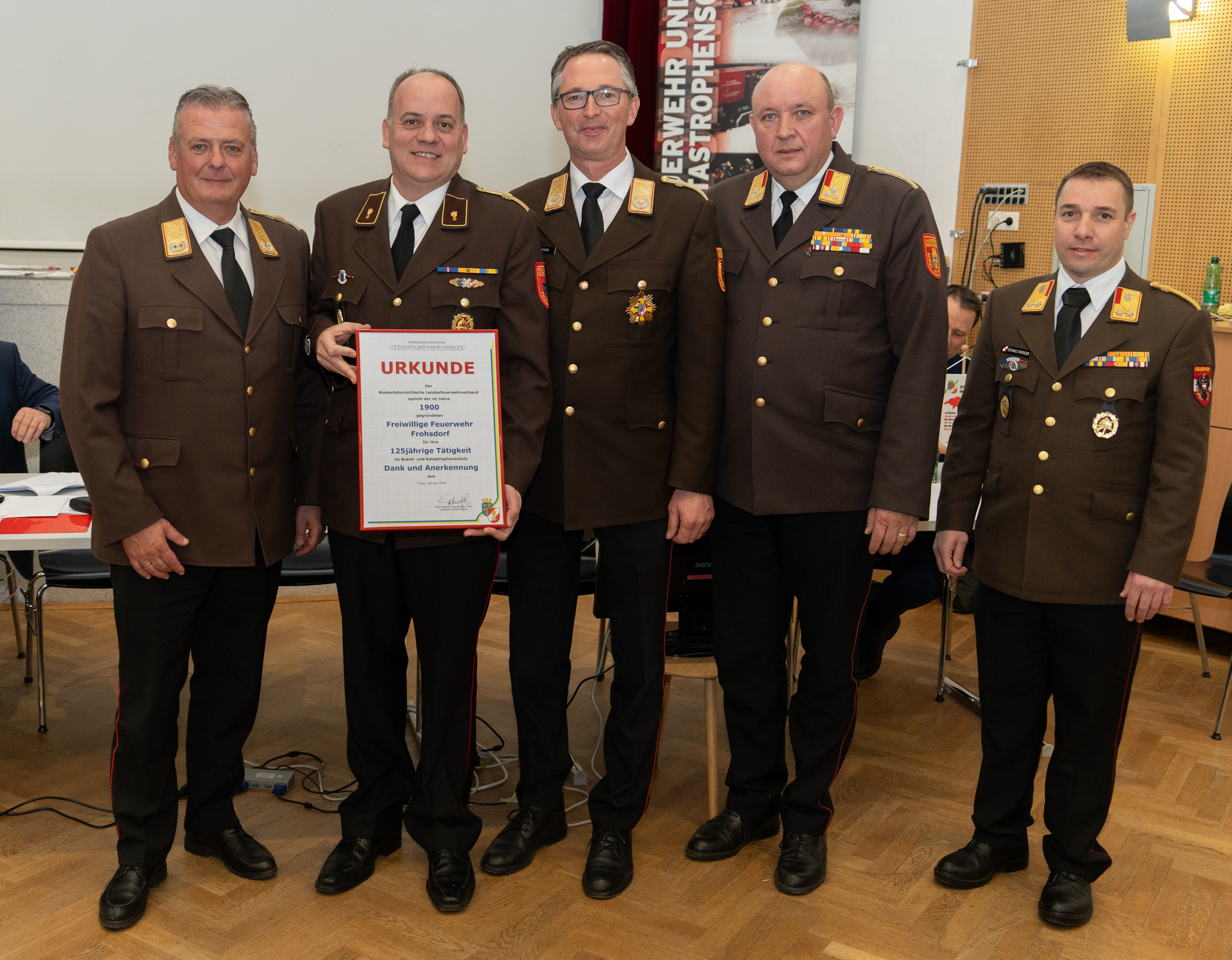 Bezirksfeuerwehrtag Wiener Neustadt