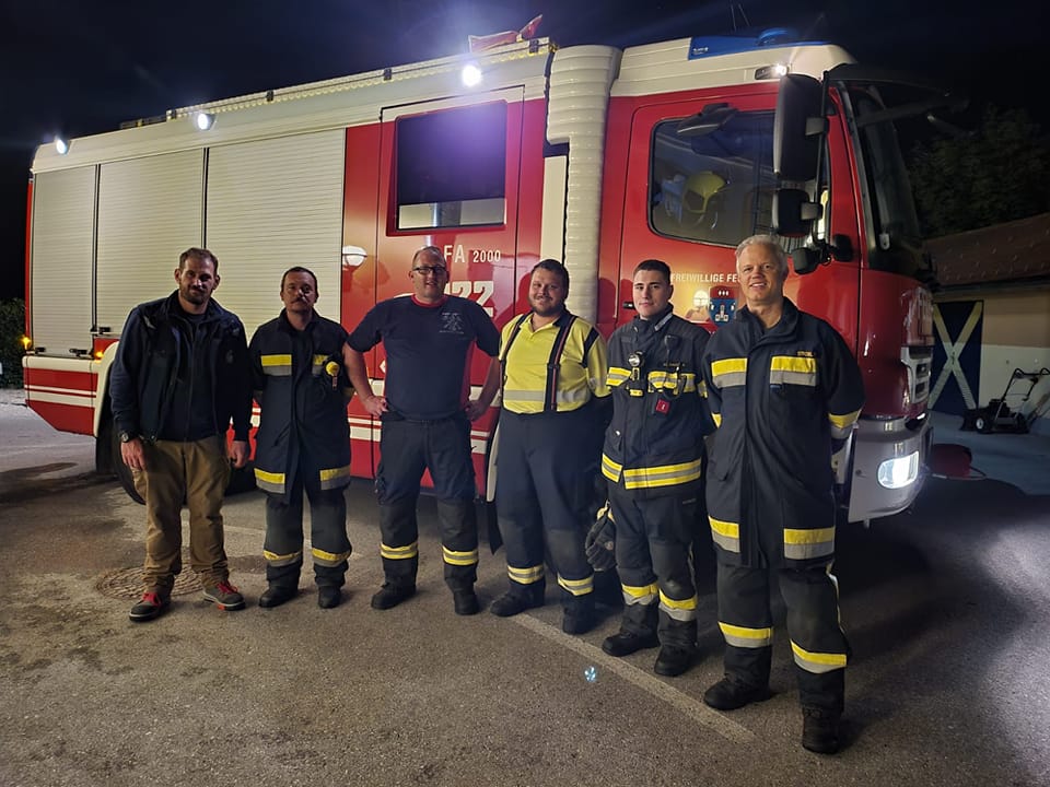 Brandsicherheitswache Mitglieder der FF Frohsdorf