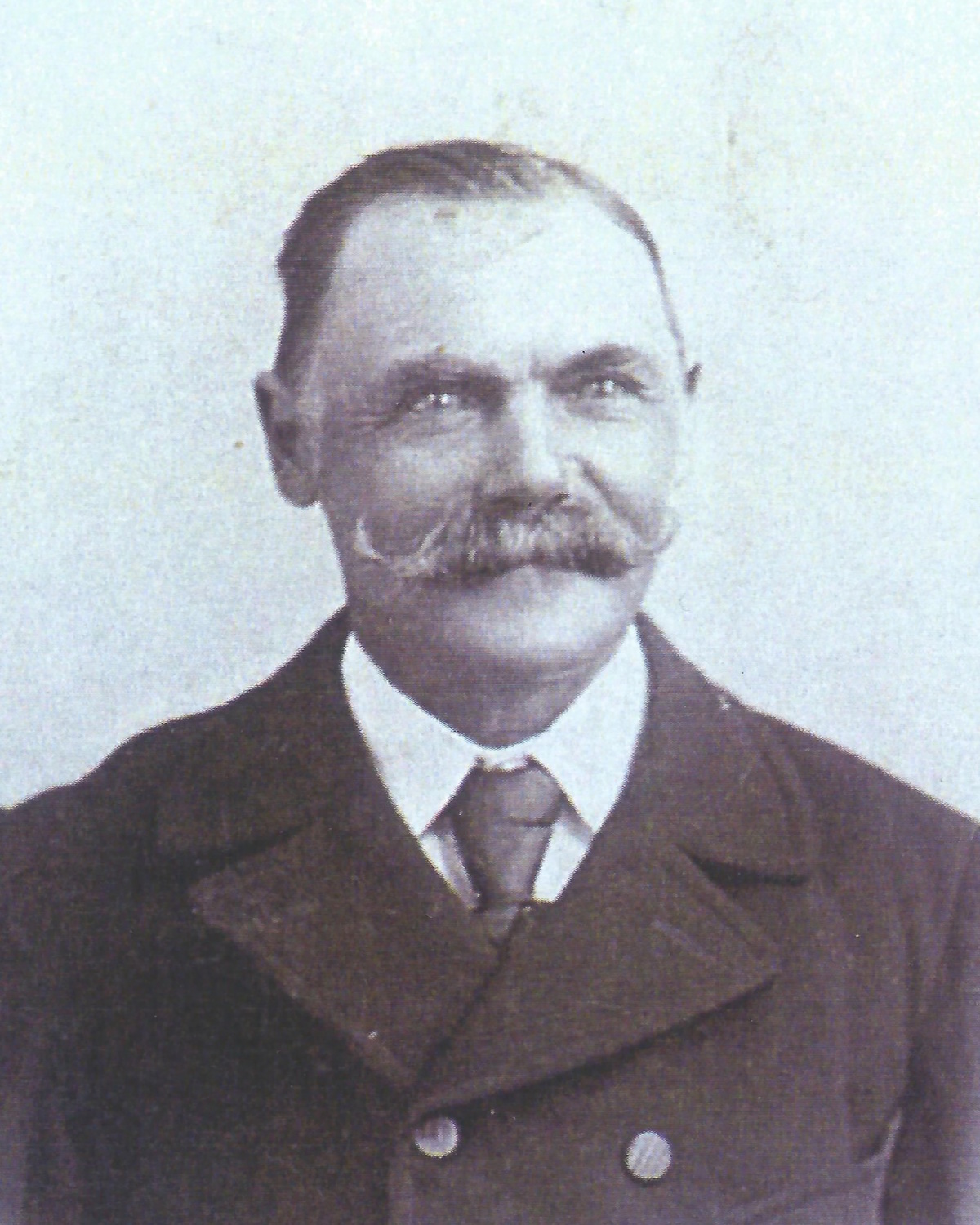 Georg Ecker